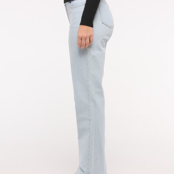 Abercrombie & Fitch Curve Love Mid Rise 90s Straight Jean - 29L Light Marble NWT - Picture 3 of 9